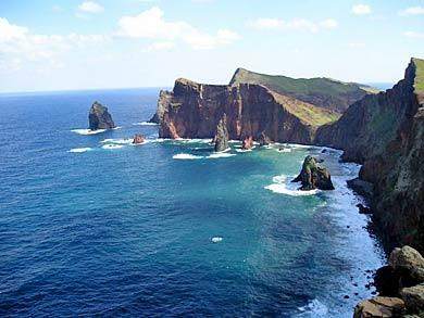 Madeira Kueste Klippen